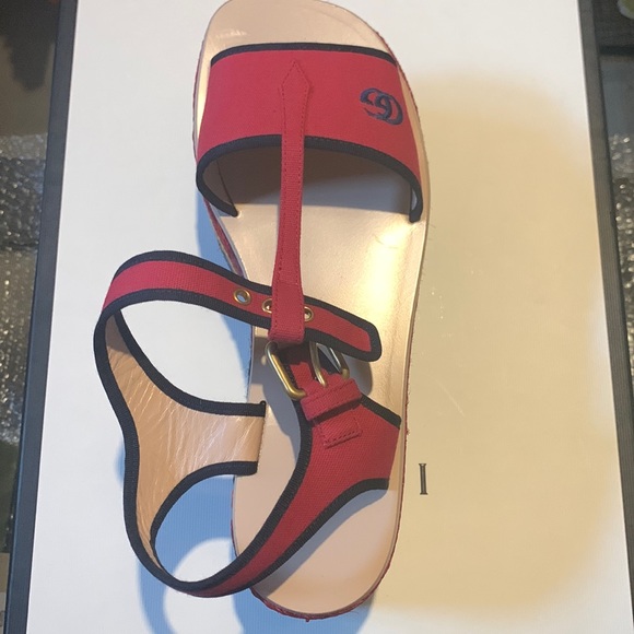 Gucci Women’s GG Multi Color Platform Sandals in red - Picture 4 of 8